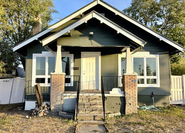 Property at 3012 E Wellesley Ave, Spokane, WA 99217, 2 beds, 1 bath