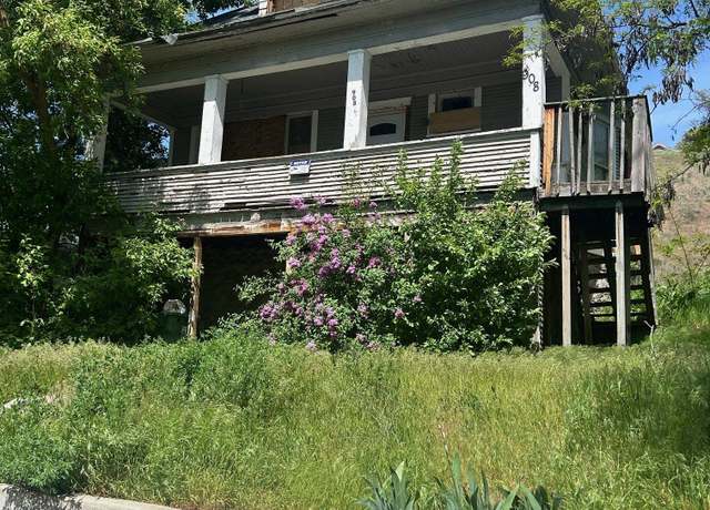 Property at 908 W Cora Ave, Spokane, WA 99205, 6 beds, 3 baths
