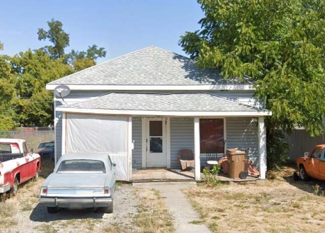Property at 2413 E 4th Ave, Spokane, WA 99202, 2 beds, 1 bath