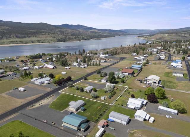 Property at 42010 Quail Run Rd N, Deer Meadows, WA 99122, 3 beds, 2 baths
