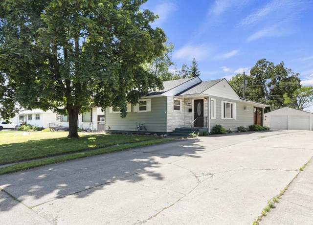 Property at 5607 N Elgin St, Spokane, WA 99205, 4 beds, 2 baths
