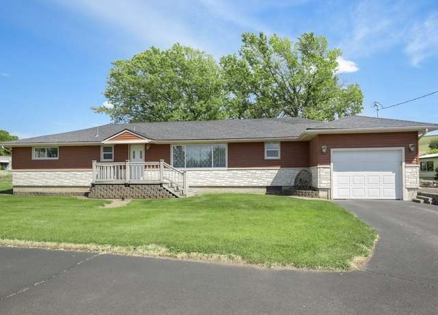 Property at 609 S Whitman St St, Lacrosse, WA 99143, 4 beds, 2 baths