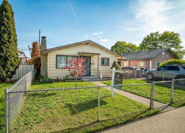Property at 412 E Princeton Ave, Spokane, WA 99207, 3 beds, 2 baths