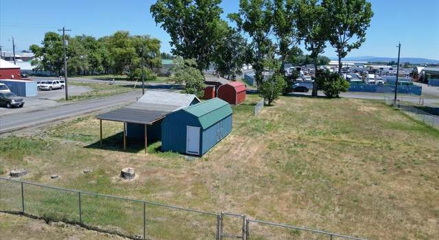 Photo of 2124 S Garfield Rd, Airway Heights, WA 99001