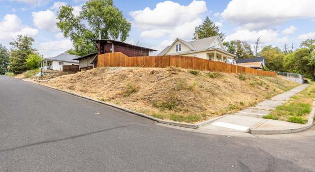 Photo of 1808 N Cannon St, Spokane, WA 99205