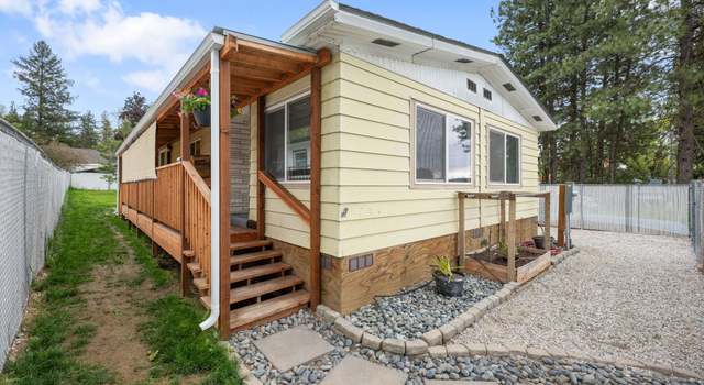 Photo of 612 N 2nd St, Springdale, WA 99173
