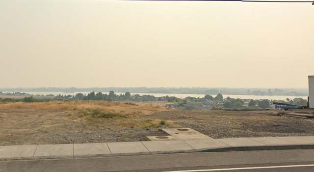 Photo of 4994 NE Airway Dr, Moses Lake, WA 98837