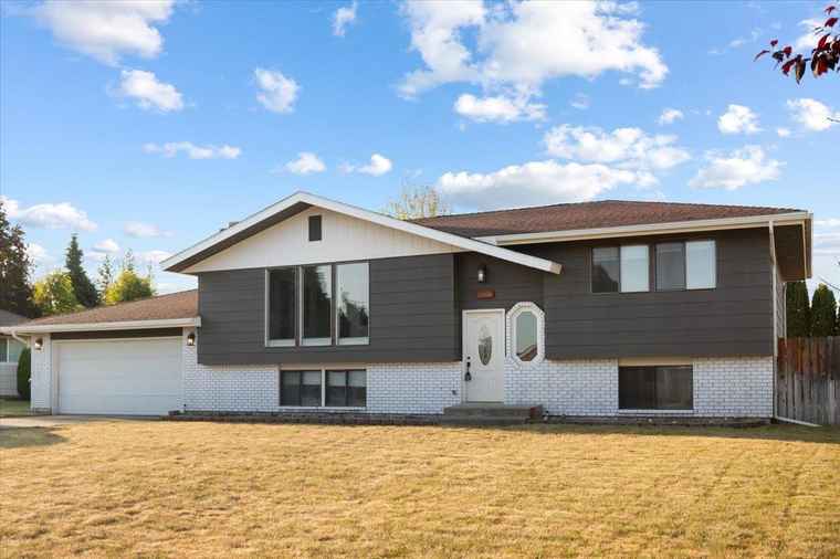 Photo of 6106 W Kittitas Ct Spokane, WA 99208