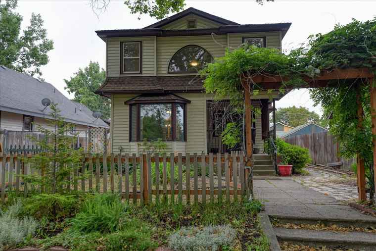 Photo of 1824 E Gordon Ave Spokane, WA 99207