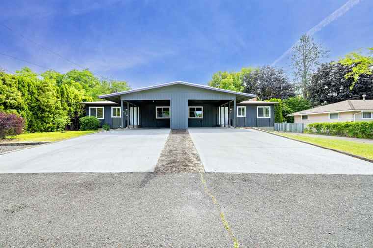 Photo of 624 N Herald Rd #2 Spokane Valley, WA 99206