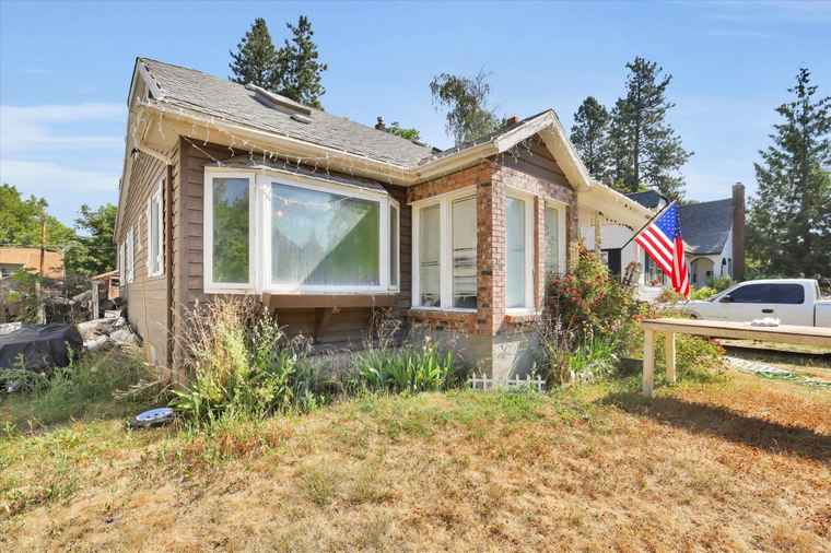 Photo of 452 W 26th Ave Spokane, WA 99203