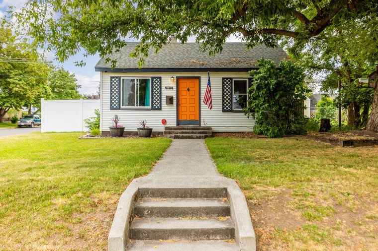 Photo of 4128 E 22nd Ave Spokane, WA 99223