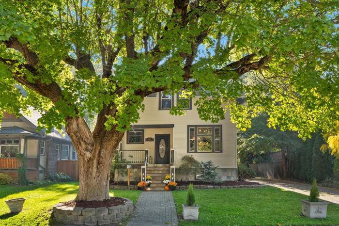 302 E 18th St, Spokane, WA 99203 | MLS# 202312285 | Redfin