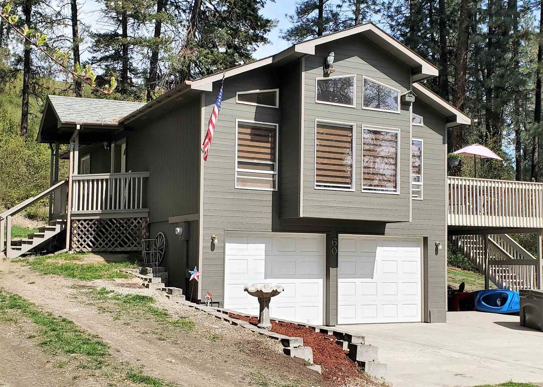 60 Columbia Dr, Kettle Falls, WA 99141