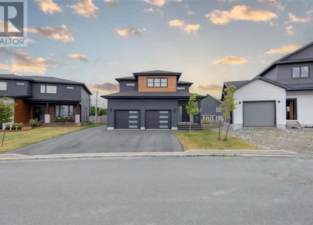 Property at 31 Frampton Ave, St. John's, NL A1A 0S4, 3 beds, 2.5 baths