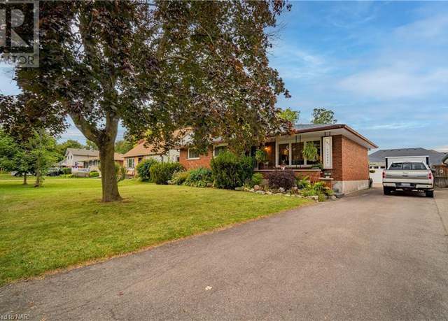Photo of 191 GADSBY Ave, Welland, ON L3C 1B2