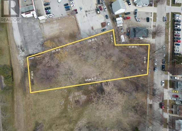 Photo of 191 WATER St, Sarnia, ON N7T 5T4