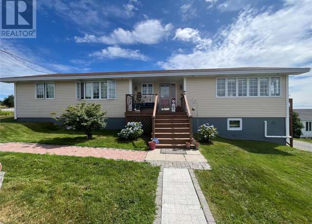 Property at 4 High Rd North, Carbonear, NL A1Y 1A8, 6 beds, 3 baths