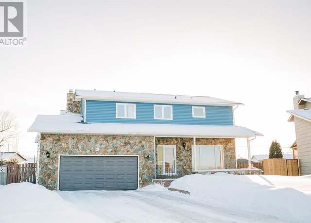 Property at 8 56 Close, Stettler, AB T4K 1J3, 4 beds, 3.5 baths