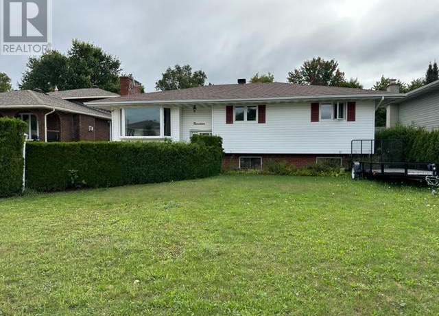 Photo of 19 Robin St, Sault Ste. Marie, ON P6A 5Y4