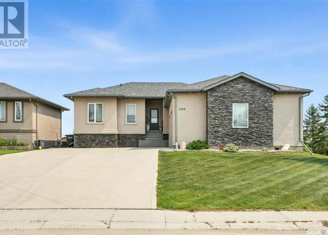 Property at 900 Water Ridge Cres, Humboldt, SK S0K 2A0, 4 beds, 3 baths
