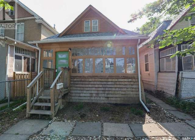 Property at 1941 St John St, Regina, SK S4P 1S3, 3 beds, 2 baths