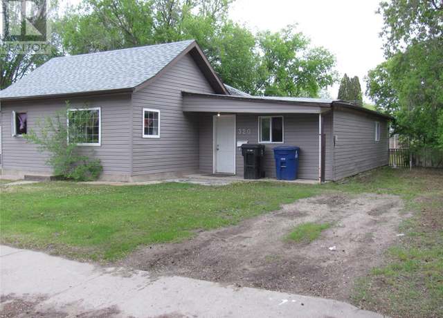 Property at 320 Ottawa Ave S, Saskatoon, SK S7M 3L7, 3 beds, 1 bath