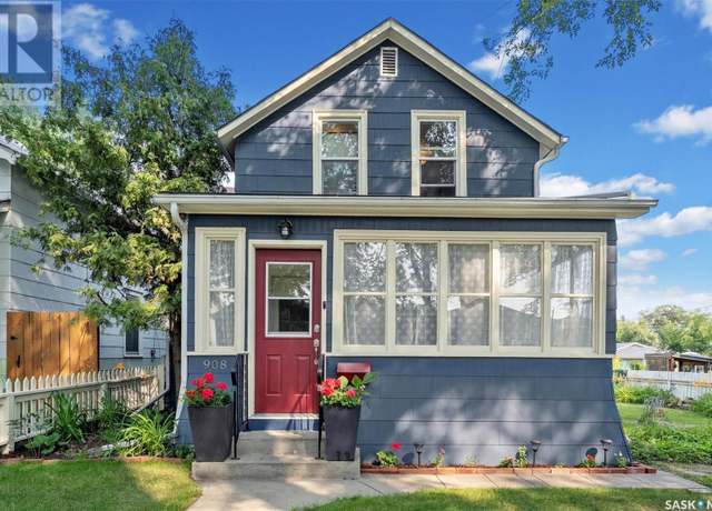Property at 908 I Ave S, Saskatoon, SK S7M 1Z4, 3 beds, 2 baths