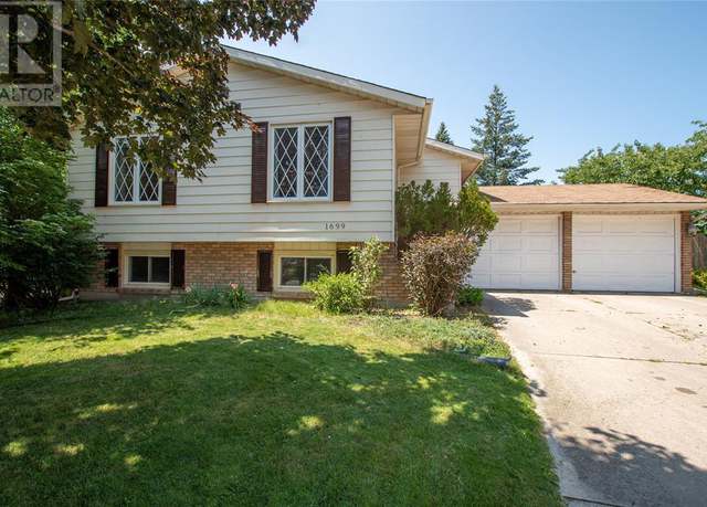 Photo of 1699 WILLOWBROOK Cres, Sarnia, ON N7S 5P3