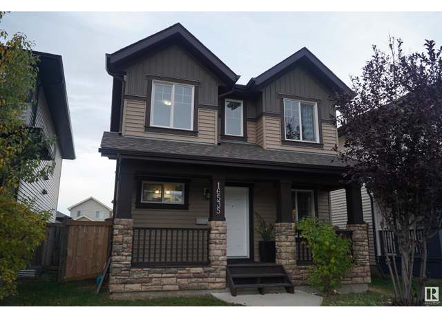 Photo of 16535 135 St NW, Edmonton, AB T6V 0G8