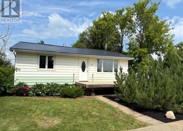 Property at 16 McCulloch St, Fillmore, SK S0G 1N0, 3 beds, 1 bath