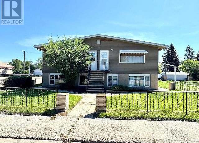 Property at 55 2nd Ave NE, Swift Current, SK S9H 2C5
