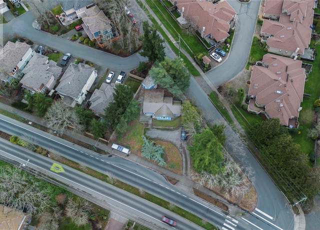 Property at 4567 West Saanich Rd, Saanich, BC V8Z 3G6, 3 beds, 2 baths