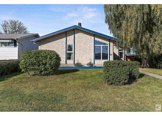Photo of 831 S KNOTTWOOD Rd NW, Edmonton, AB T6K 2V3