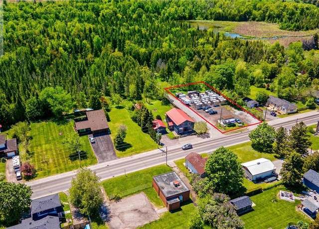 Photo of 20 TRAFALGAR Rd, Hillsburgh, ON N0B 1Z0