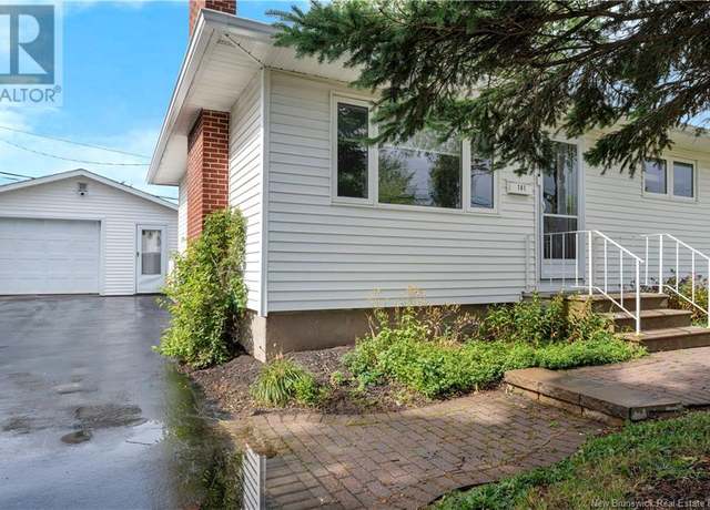 Property at 141 Crandall St, Moncton, NB E1C 4E1, 3 beds, 1 bath