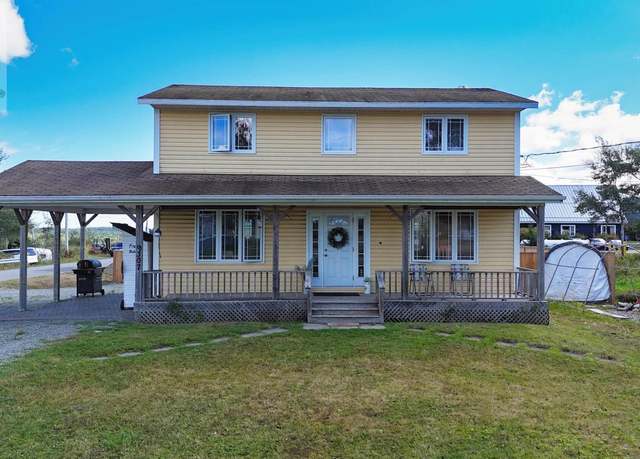 Property at 9307 Pepperell St, St. Peter&apos;s, NS B0E 3B0, 4 beds, 1.5 baths