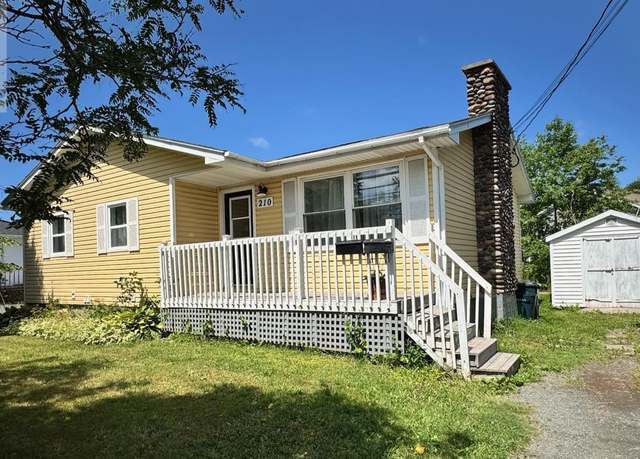 Property at 210 Hawthorne St, Antigonish, NS B2G 1B4, 6 beds, 2 baths