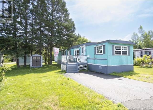 Property at 17 Midway Dr, Moncton, NB E1E 2J6, 2 beds, 1 bath