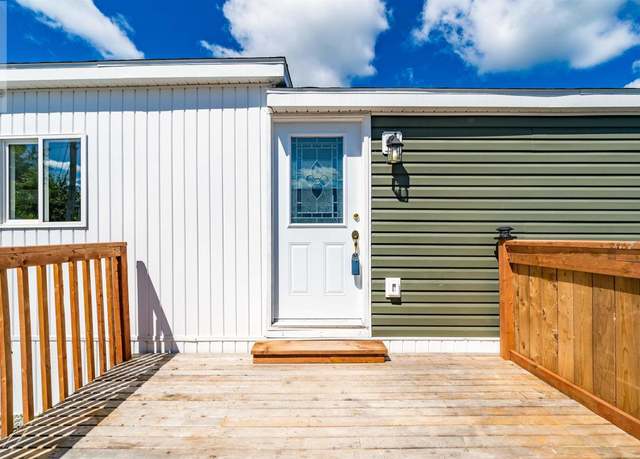 Property at 158 Hilltop Drive Dr, Lower Sackville, NS B4C 2P5, 3 beds, 1 bath