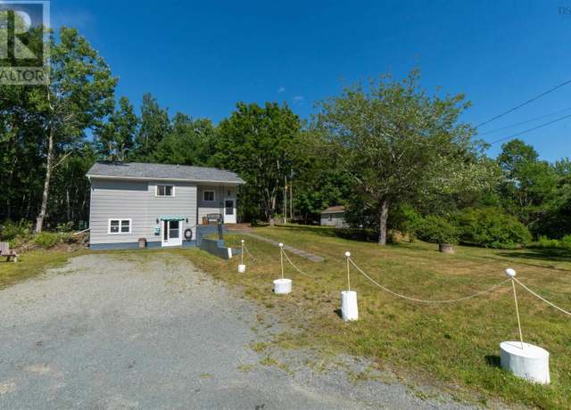Property at 79 Hamshaw Dr, Halifax, NS B3M 2G9, 4 beds, 1 bath