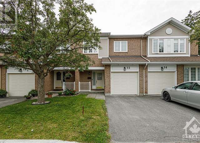 Photo of 12 SANDCLIFFE Terr, Nepean, ON K2G 5X1