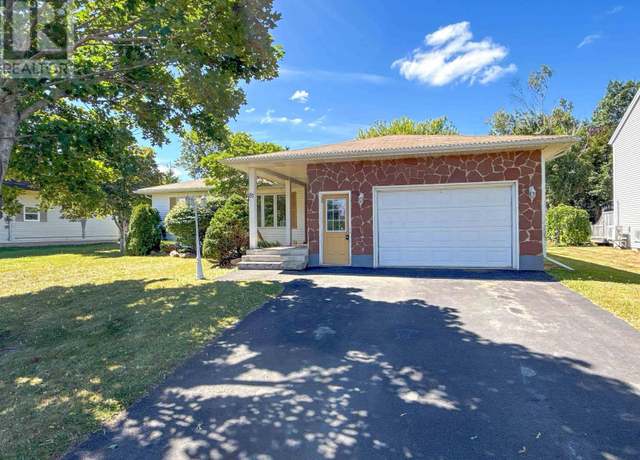 Property at 57 Lori-Dale Ave, Charlottetown, PE C1E 1P6, 3 beds, 2.5 baths