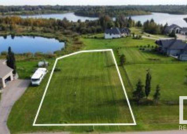 Photo of 2020 Spring Lake Dr, Rural Parkland County, AB T7Z 0G8