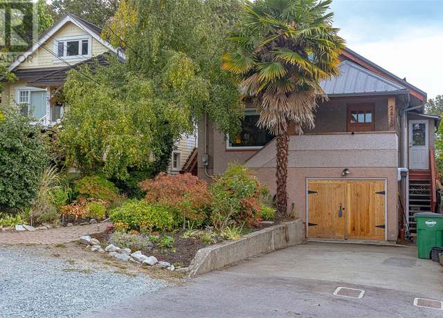 Photo of 2815 Inlet Ave, Saanich, BC V9A 2M5