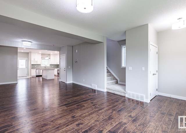Photo of 10359 149 St NW, Edmonton, AB T5P 1L4