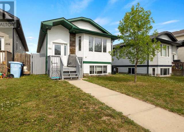 Photo of 254 Pacific Cres, Fort Mcmurray, AB T9K 0G1