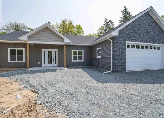 Property at 4 Charles Meade Dr, Williamswood, NS B3V 1B7, 3 beds, 2 baths