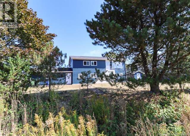 Property at 308 Green Head Rd, Saint John, NB E2M 4W3, 5 beds, 2 baths