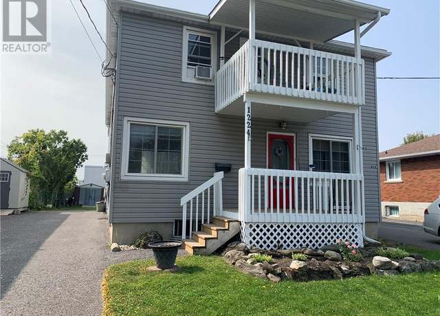 Photo of 1224 HEBERT St, Cornwall, ON K6J 5A9